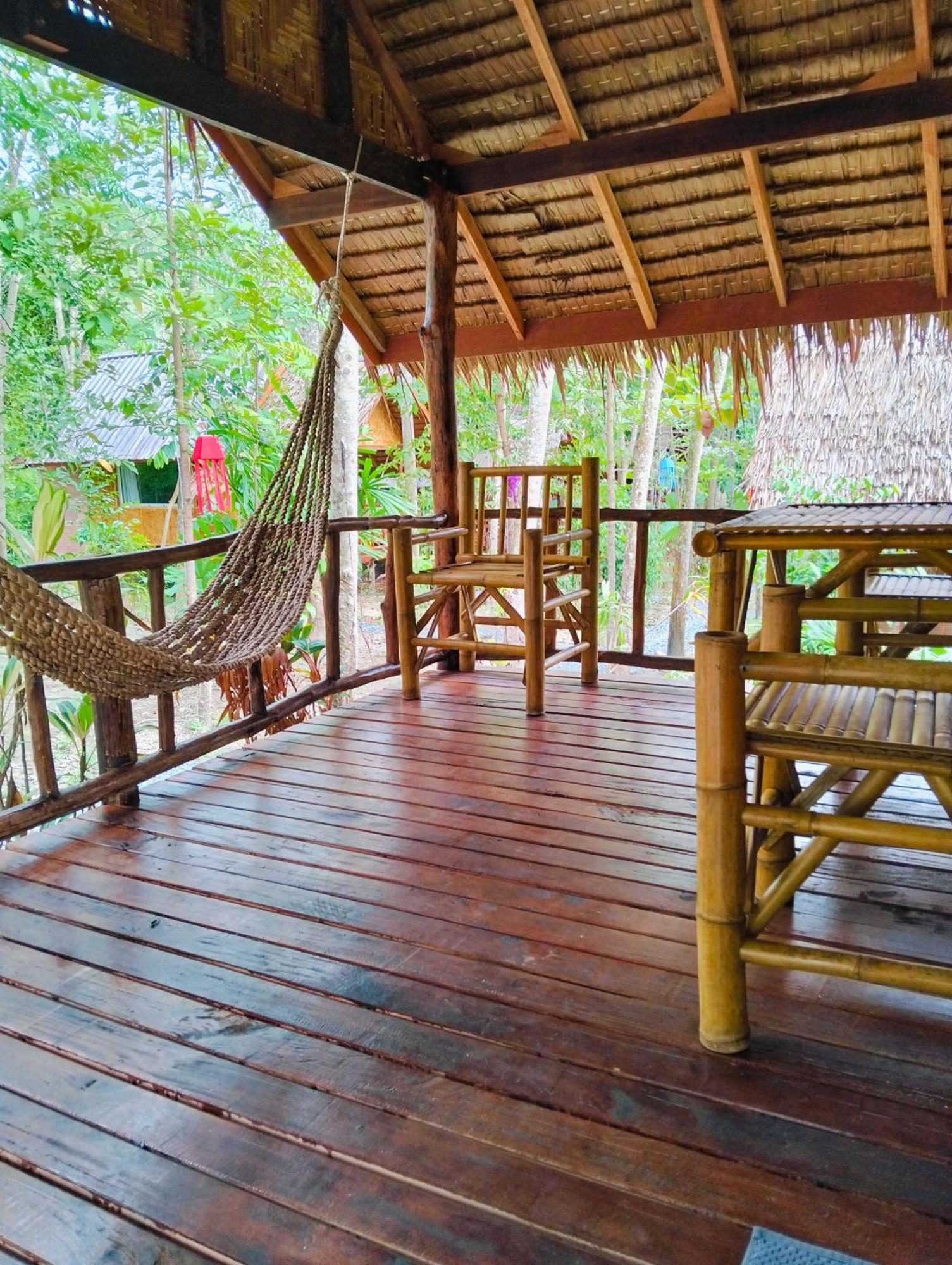 Dahla Lanta Hut Apartment เกาะลันตา ภายนอก รูปภาพ