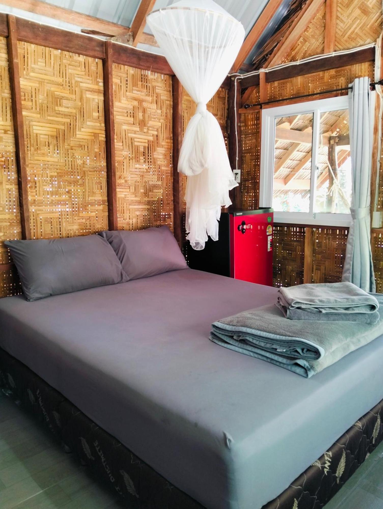 Dahla Lanta Hut Apartment เกาะลันตา ภายนอก รูปภาพ